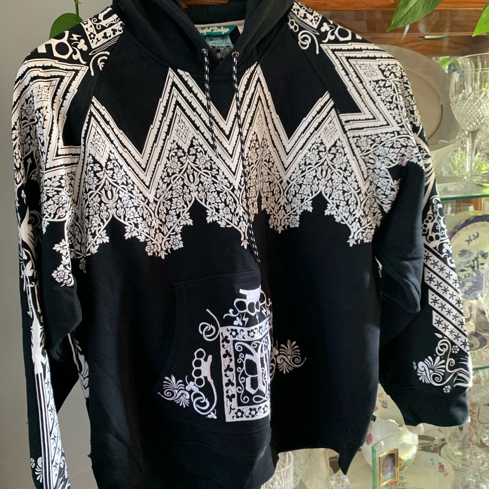 Artful Dodger pullover Hoody RARE 4x like new